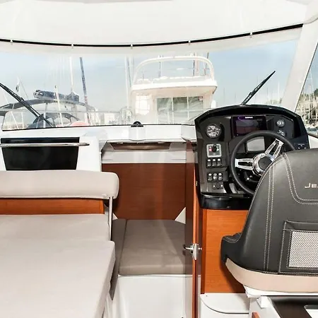 بوتيل Jeanneau Merry Fisher 795- Roko سبليت